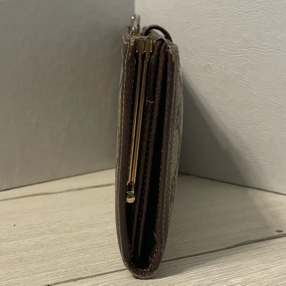 Gucci GG Supreme Canvas Continental Kisslock Wallet - Picture 4 of 7